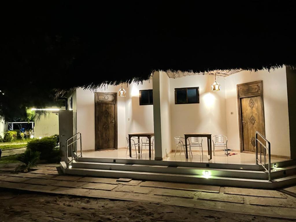 Jambo Beach Hotel Paje Esterno foto