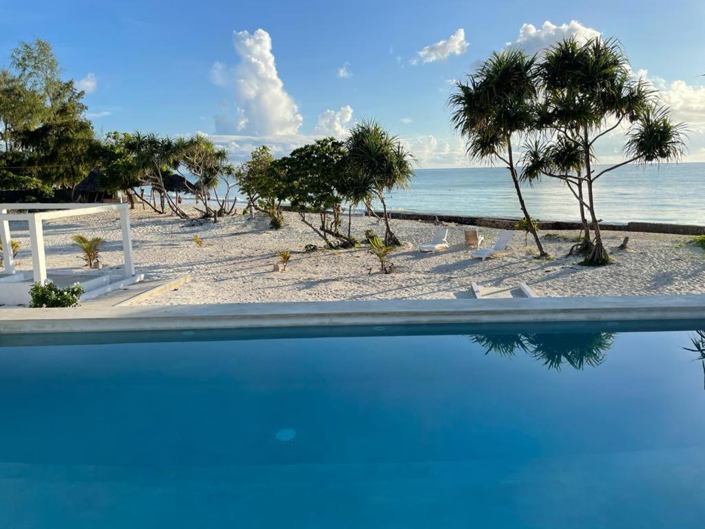 Jambo Beach Hotel Paje Esterno foto